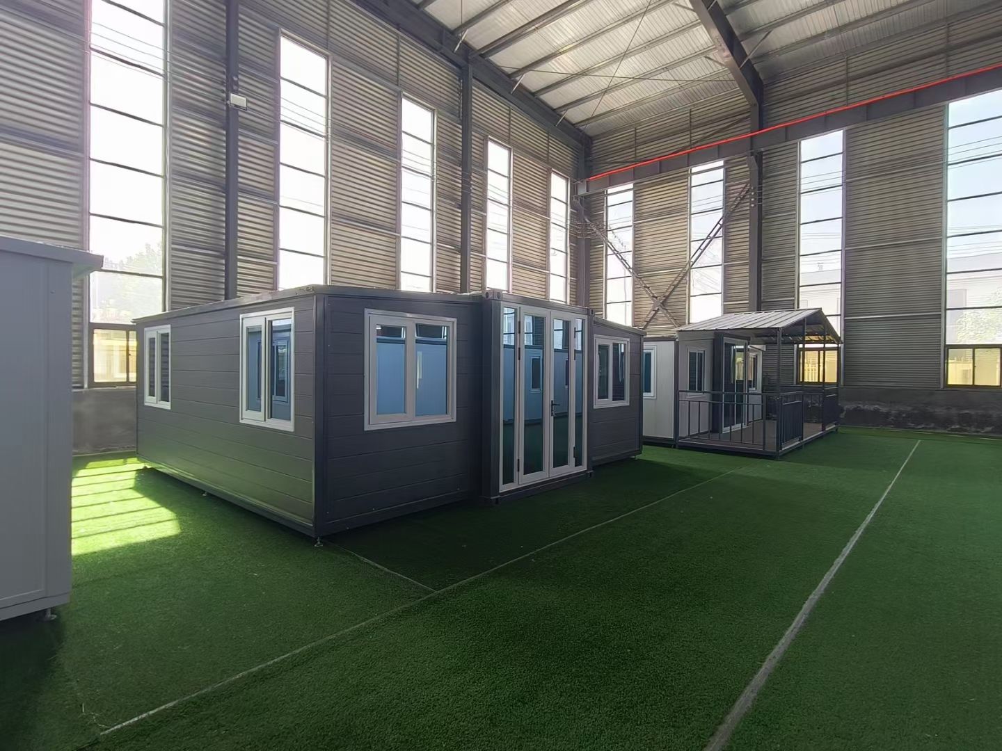 Cliff side mobile house