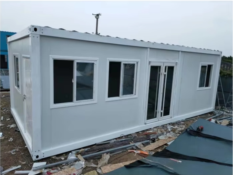 Container Houses - Durable, Portable, and Efficient: The Future of Sustainable Living(图2)