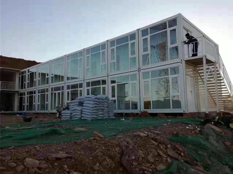 shipping container hotel-layout customized