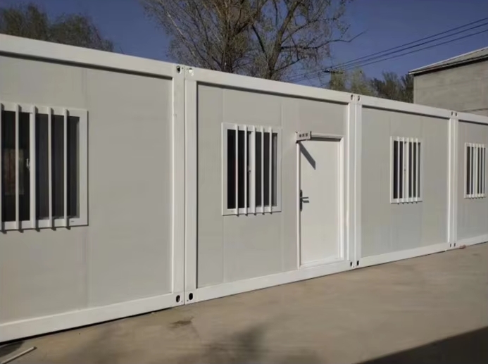 two bedroom single story mobile home