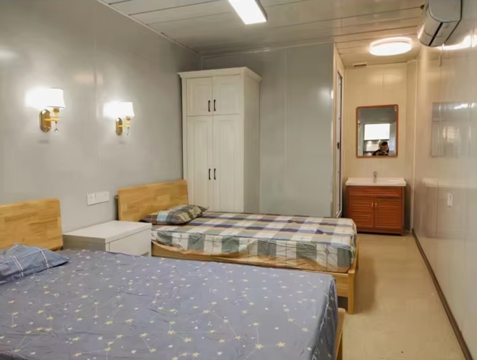 two bedroom single story mobile home