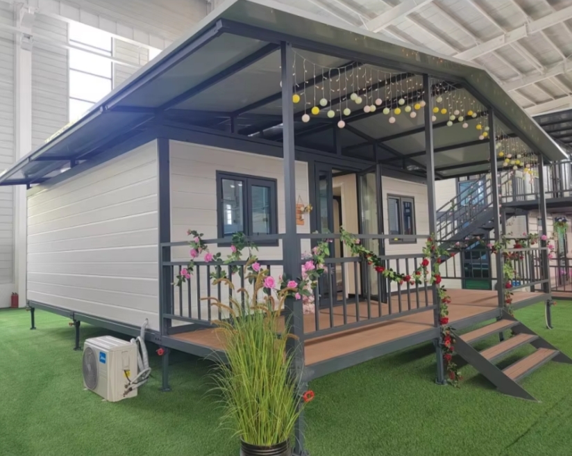 20FT Mobile Expandable Container House with two bedrooms