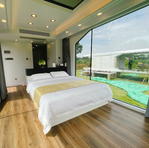 Capsule House Model E5