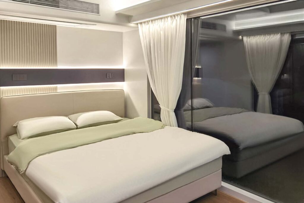 Space Capsule House X7